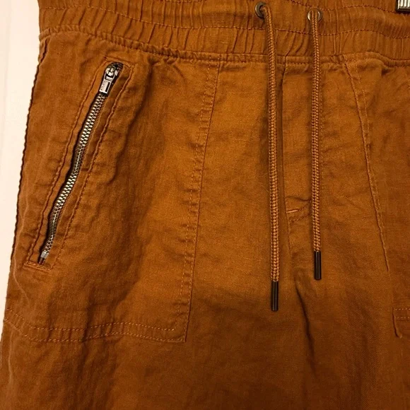 Athlete Cabo Linen Jogger in Toasted Ochre - Picture 8 of 9